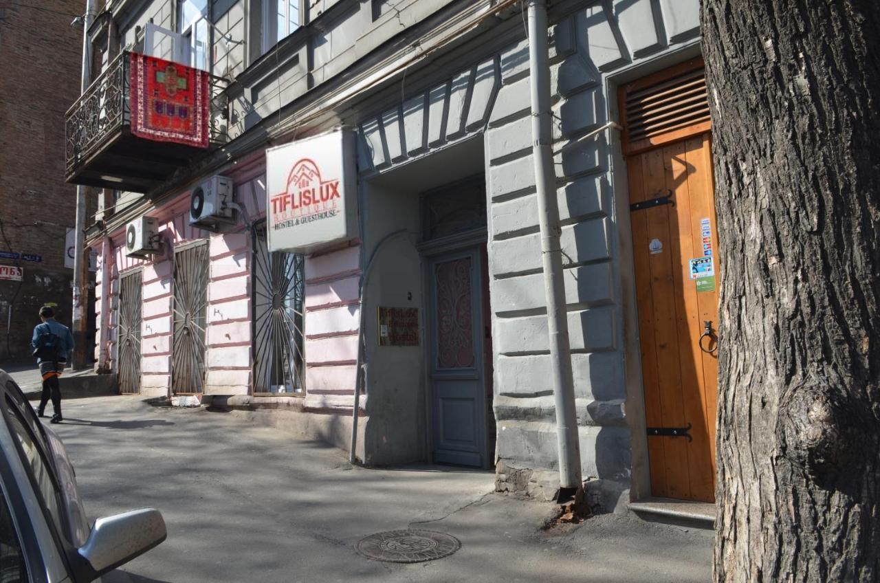 Griboedov Hostel & Suites Тбилиси Экстерьер фото